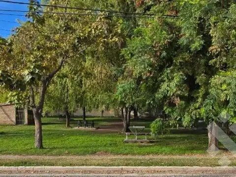 En Venta | Casa de 2 Dormitorios + Depto de 2 Dormitorios | Barrio 160 Viviendas | Plottier