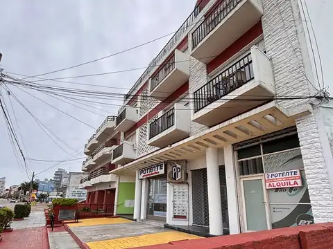 Av de los trabajadores 2400