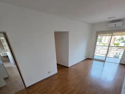 Departamento en Alquiler en Flores Norte, $ 980.000