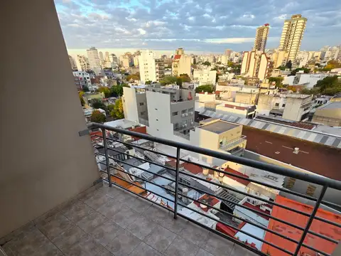 EXCELENTE SEMIPISO 3 AMBIENTES CONTRAFRENTE CON BALCÓN - 2 BAÑOS - COCINA OFFICE - LAVADERO INDEPENDIENTE
