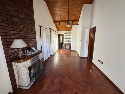 Casa en Venta en Villa Dominico, USD 60.000