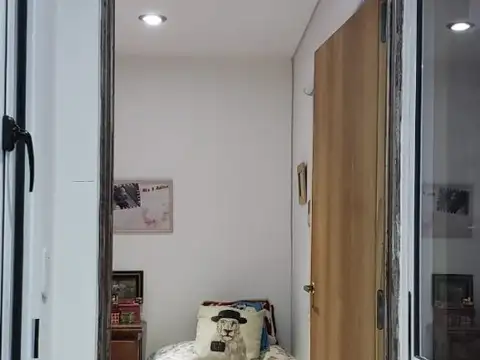 Depto Tipo Casa 5 ambientes con 2 baños