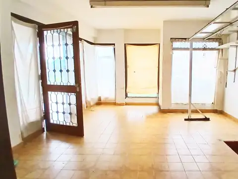 Local en Venta 47 años