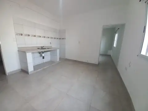 MONOAMBIENTE ZONA NORTE IDEAL ESTUDIANTES O PERSONA SOLA