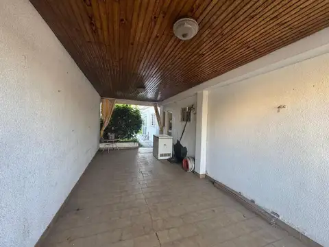 VENTA CASA DE 3 AMBIENTES –JOSÉ C. PAZ