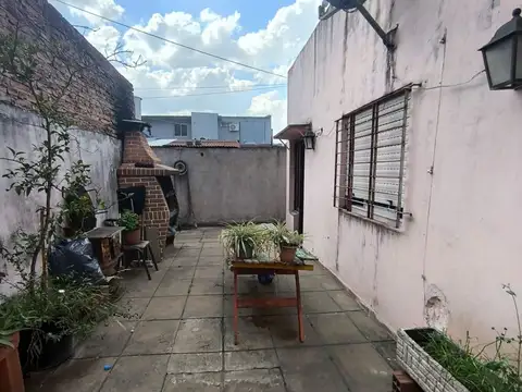 Depto Tipo Casa en Venta en Lomas del Mirador, USD 60.000