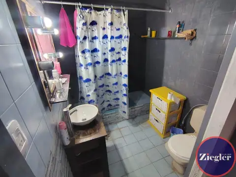 Casa en Alquiler con 1 cochera