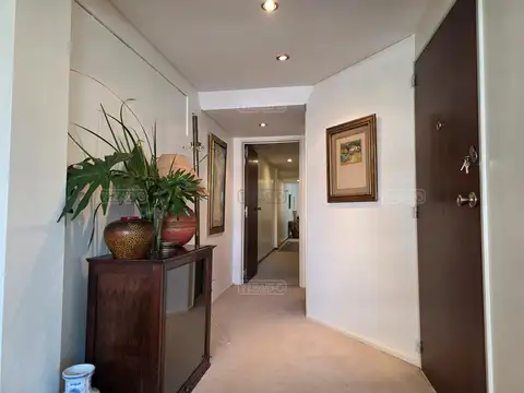Departamento en Venta con 2 cocheras