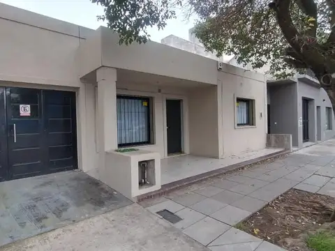 Oficina en Venta con 20 cocheras