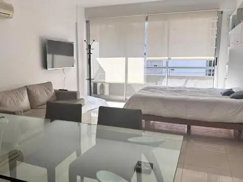 Avenida Coronel Díaz 2600