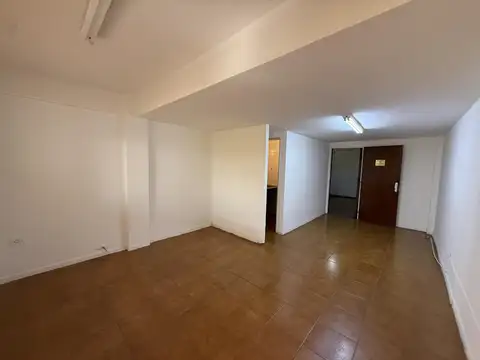 Oficina en Alquiler al Oeste