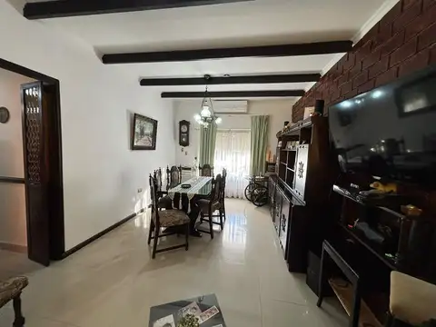 Depto Tipo Casa en Venta con 1 cocheras