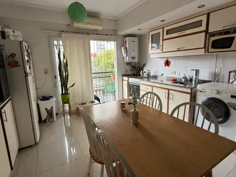 Joaquín V Gonzalez al 2100