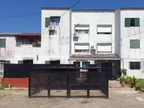 Departamento en venta - 3 Dormitorios 1 Baño - 80Mts2 - Quilmes Oeste
