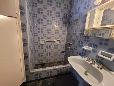 Guemes 689