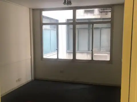 Oficina en Alquiler 60 años