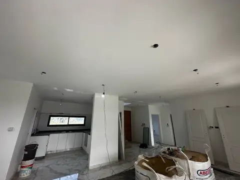 Casa en Venta en Pilar Del Este, USD 215.000