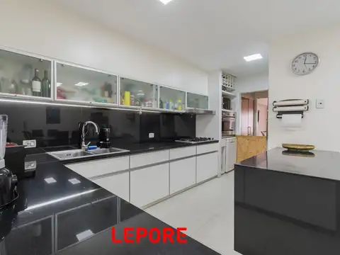 Departamento en Venta de 5 ambientes