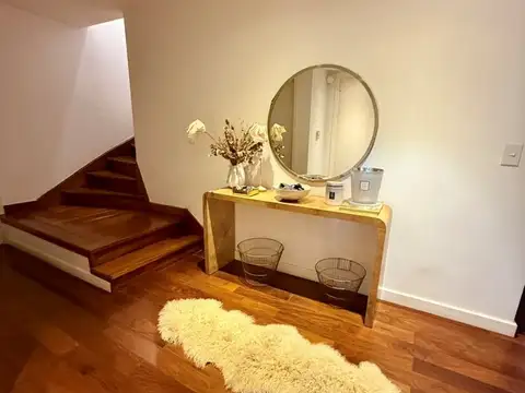 Casa 6 ambientes con 3 baños