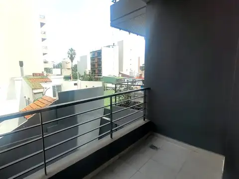 Oficina en Alquiler con 1 cochera