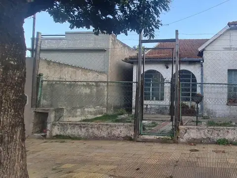 VENTA! Lote de 9x36- IDEAL CONSTRUCCION. Haedo Sur.