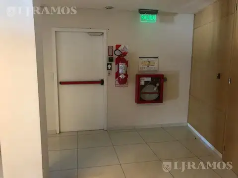 Edificio Comercial - Tribunales