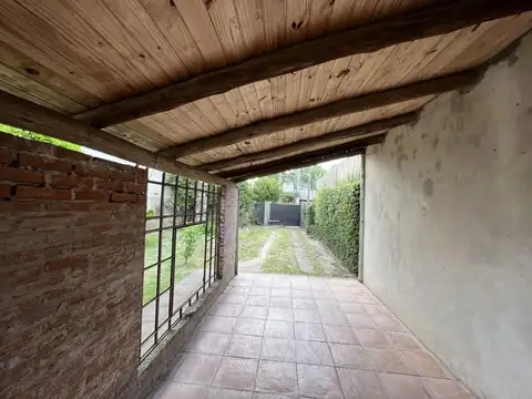 ADG. Casa en venta 3 ambientes en San Miguel