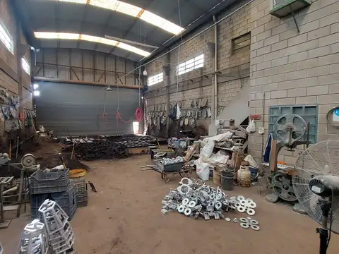 Venta Galpon Deposito El Palomar