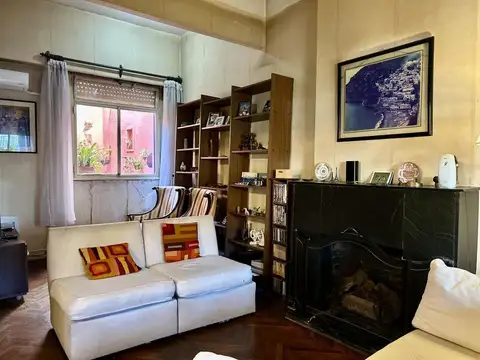 Casa 5 ambientes con 2 baños