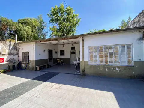 Casa en Monte Grande de 4 ambientes lote de 532m2