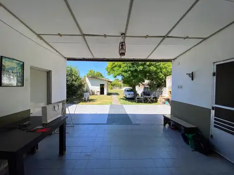 Casa 4 ambientes con 1 baño