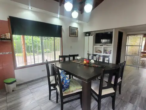 Casa 3 ambientes con 1 baño