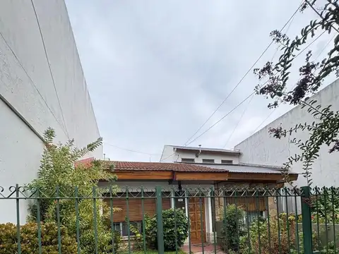 San Nicolas  al 900