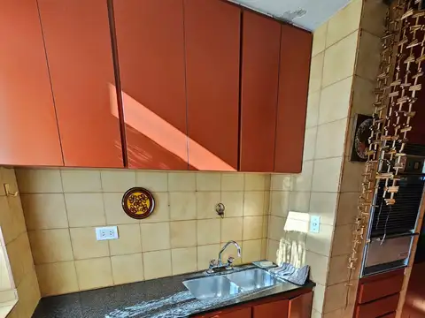 VENTA Chalet 6 Amb. Garage, parque y quincho