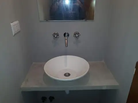 Casa en Alquiler con 1 cochera