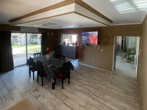 CASA ZAVALLA 4 DORMITORIOS CON JACUZZI Y PILETA