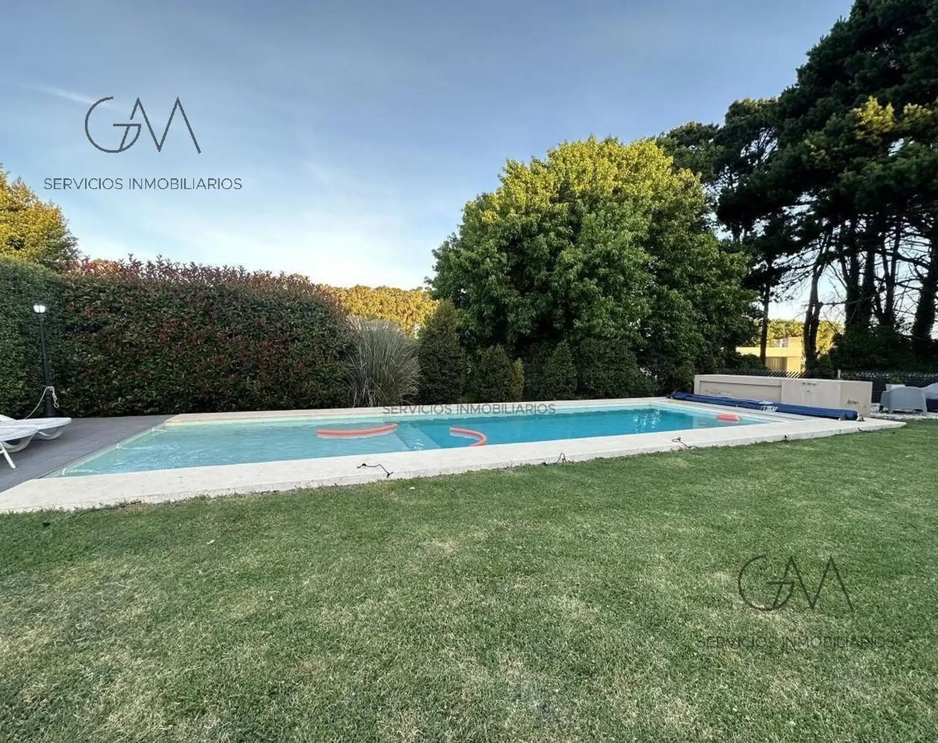 Casa de 4 amb, 230m² en Rumencho con piscina y parrilla