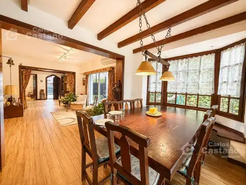 Casa 6 ambientes con 6 baños