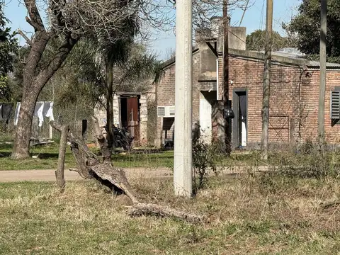 CASA EN GDOR.  CANDIOTI