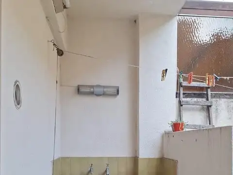 Zeballos 900, Piso 00