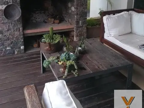 Casa en Alquiler Temporal de 4 dormitorios