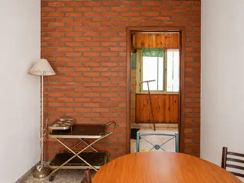 Casa 3 ambientes con 1 baño