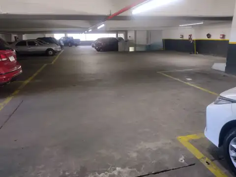 COCHERA CUBIERTA EN 1ER PISO -