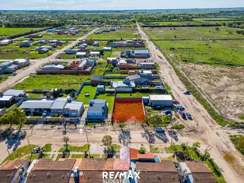 VENTA AMPLIO TERRENO EN LA LOCALIDAD DE CERRI