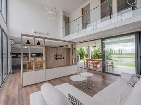 Casa en Venta de 5 dormitorios