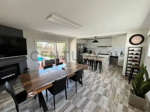 CASA 4 AMBIENTES EN VENTA EN MUÑIZ – APTA CRÉDITO – 197 M² CUBIERTOS SOBRE LOTE