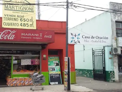 Local en Venta En Pilar Centro Zona Comercial 