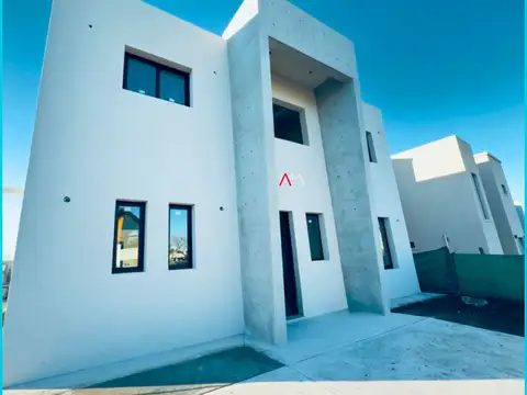 CASA EN VENTA EN SANTA ELENA - PILAR