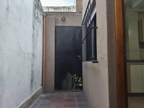 Depto Tipo Casa en Alquiler de 2 ambientes