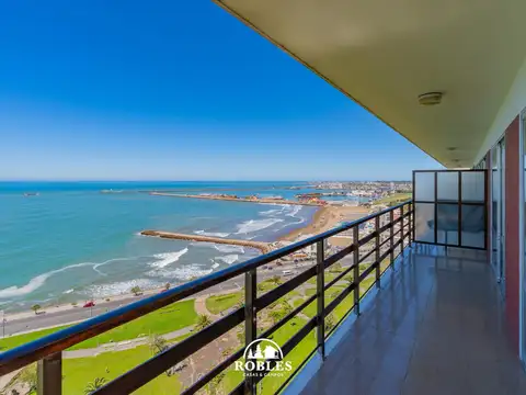 Semipiso con excelentes vistas al mar en Playa Grande